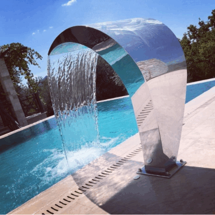Cascadas para Piscinas Cuello de Cobra