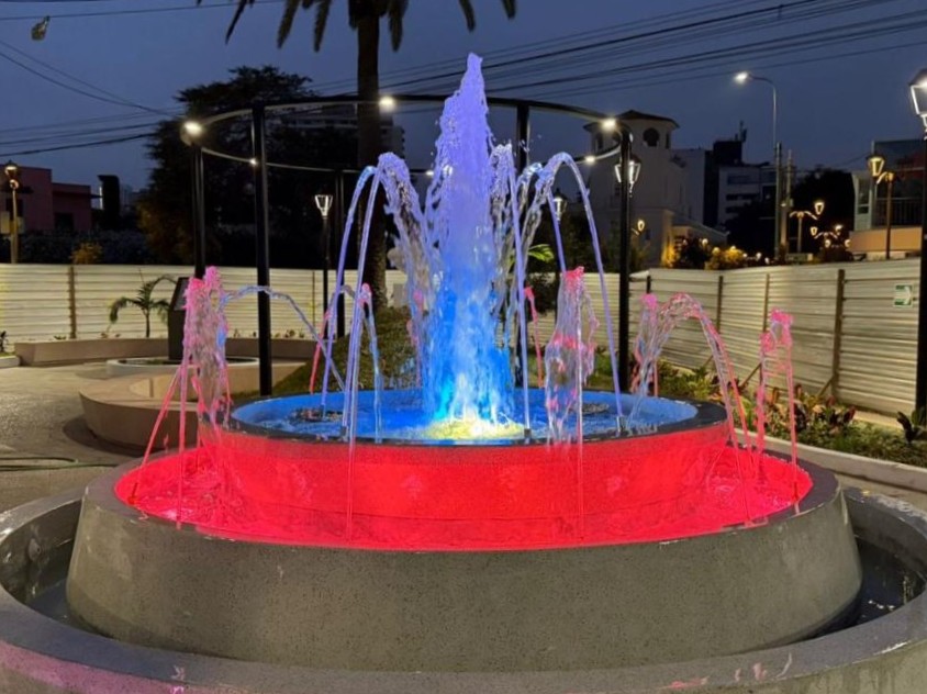 Pileta Obra Plaza Paz Soldán - San Isidro